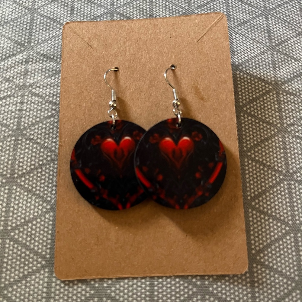 Elegant Red and Black Heart Earrings